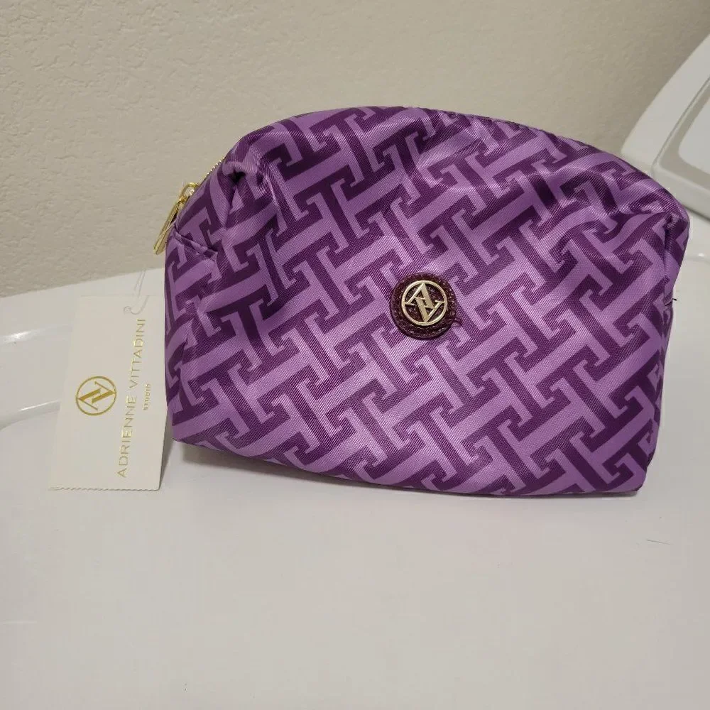 Adrienne Vittadini  cosmetic cases‎